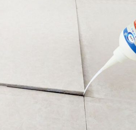 怀宁瓷砖空鼓维修公司分享卫生间瓷砖脱落的原因可能有以下几点